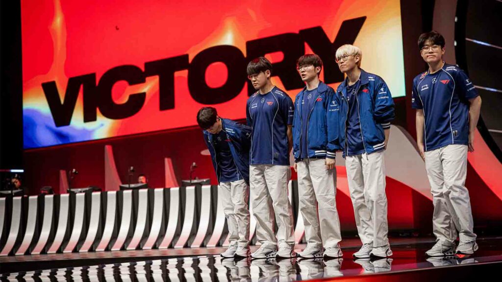 T1 bow on stage during MSI 2024 Bracket Stage at the Chengdu Financial City Performing Arts Center in Chengdu, China on May 15, 2024. (Photo by Colin Young-Wolff/Riot Games)